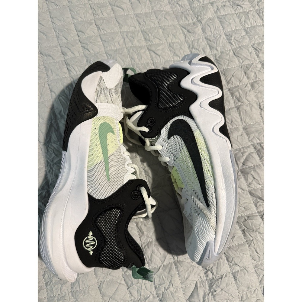 Nike Giannis Antetokounmpo White W BLK Size 5Y Basketball Shoes Immortality 2 - Picture 3 of 5